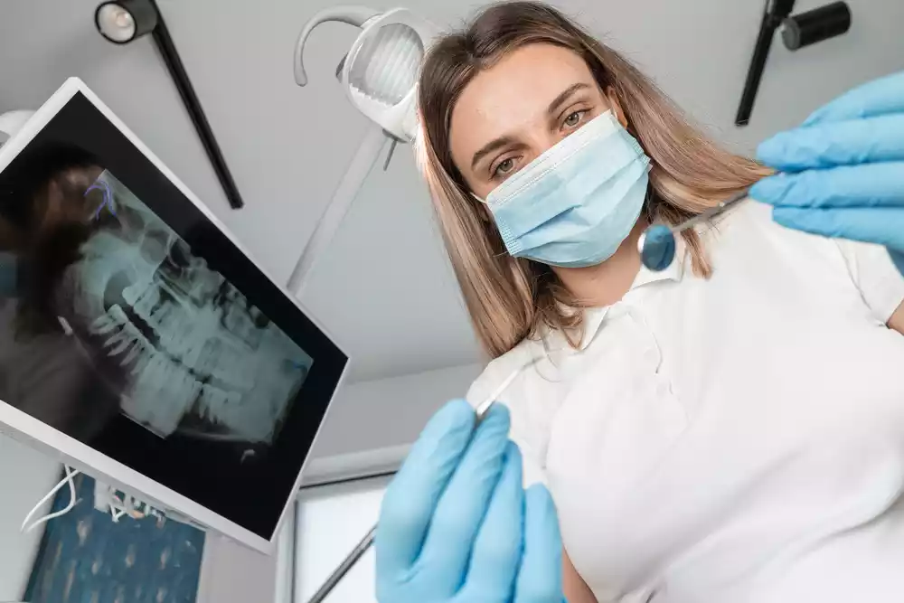 Dealing with Toothache During Pregnancy 4 Dentist checking